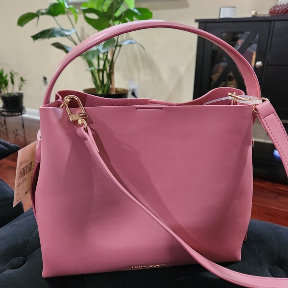 Anne Klein - Picture 7 of 8